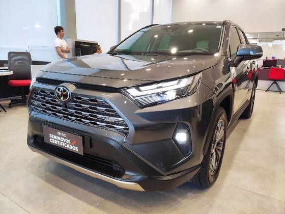 TOYOTA RAV4 2.5 VVT-IE HYBRID SX CONNECT AWD CVT TOYOTA RAV4 2.5 VVT-IE HYBRID SX CONNECT AWD CVT